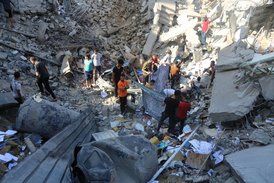 عشرات الشهداء بقصف إسرائيلي للمنازل في