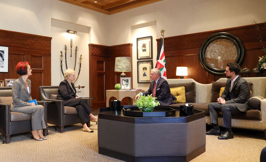 الملك لـ سيندي ماكين: ضرورة استدامة