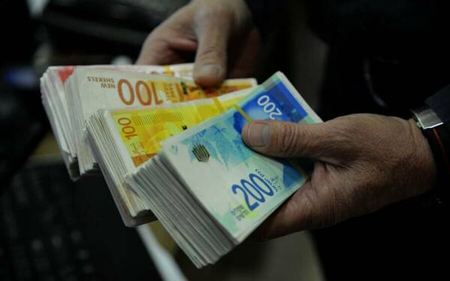 إسرائيل تسجل عجزا قدره 20 مليار