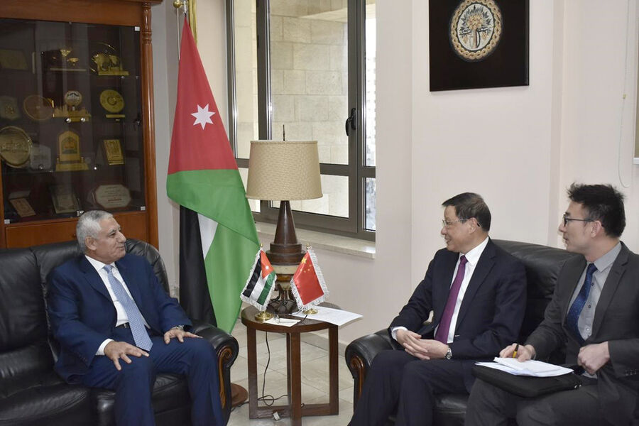 الغزو يلتقي رئيس نيابة الشّعب العليا