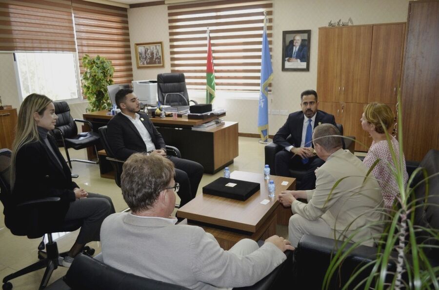 وفد من جامعة SZEGED الهنغارية يزور