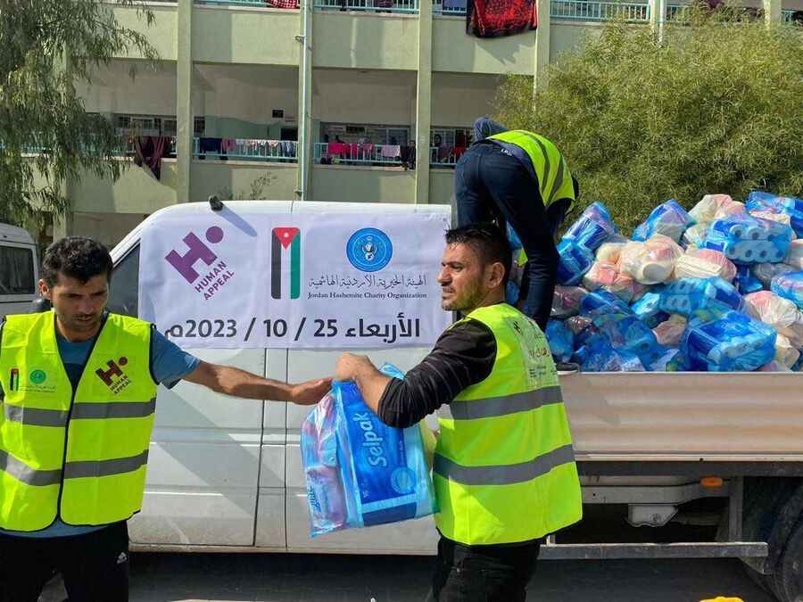 مساعدات أردنية طبية تصل إلى غزة