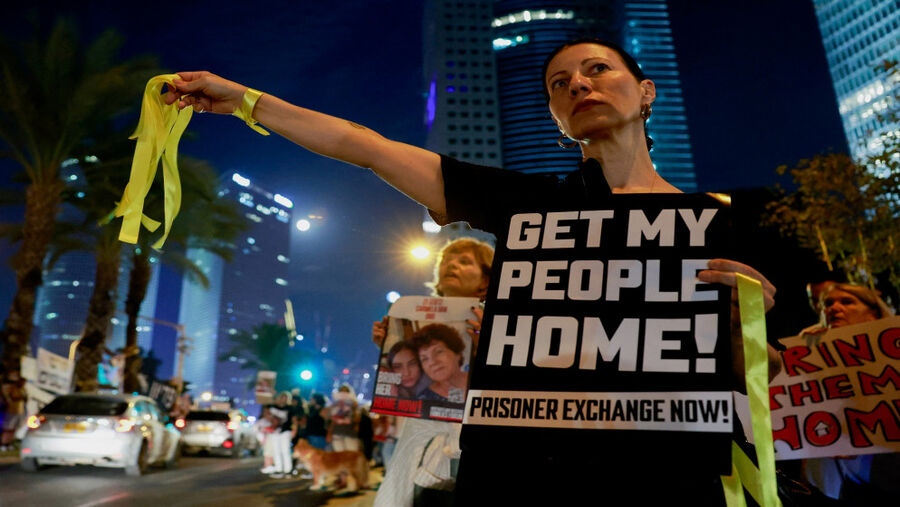 السنوار يبدي جاهزية حماس الفورية لعقد