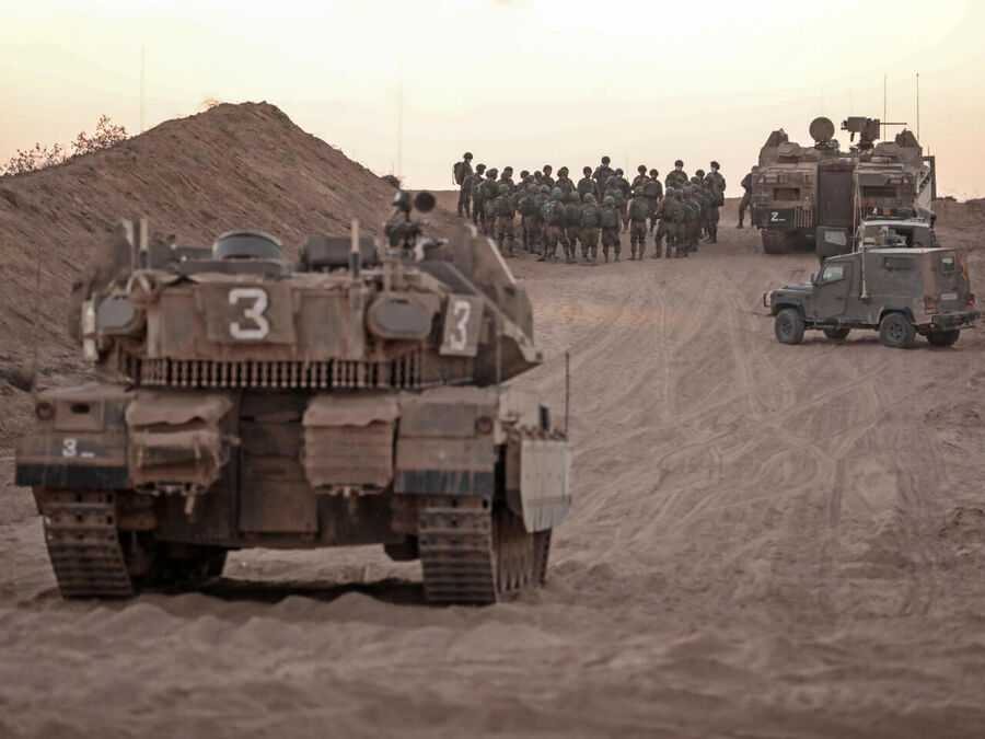 حكومة غزة: المقاومة الفلسطينية تجبر آليات