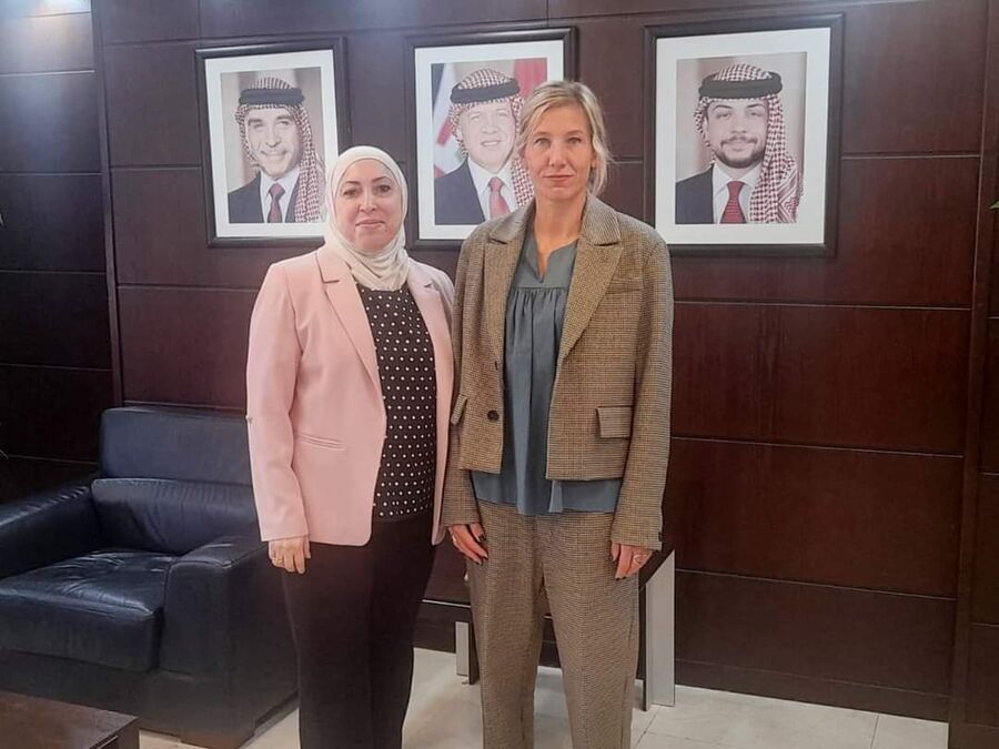 وزيرة النقل تبحث والسفيرة السويدية سبل