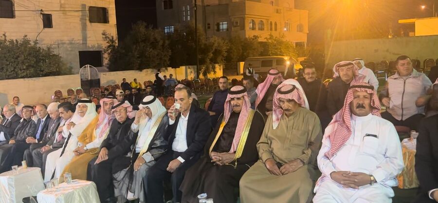 نواب يشاركون بوقفة سحاب تضامنا مع