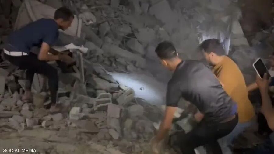 شاهد: طفلة تنطق الشهادتين خلال انتشالها