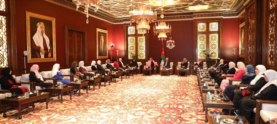 العيسوي يلتقي وفدا من مراكز البرامج