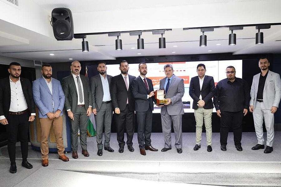 وفـد عراقي يطلع على التجربة الأردنية