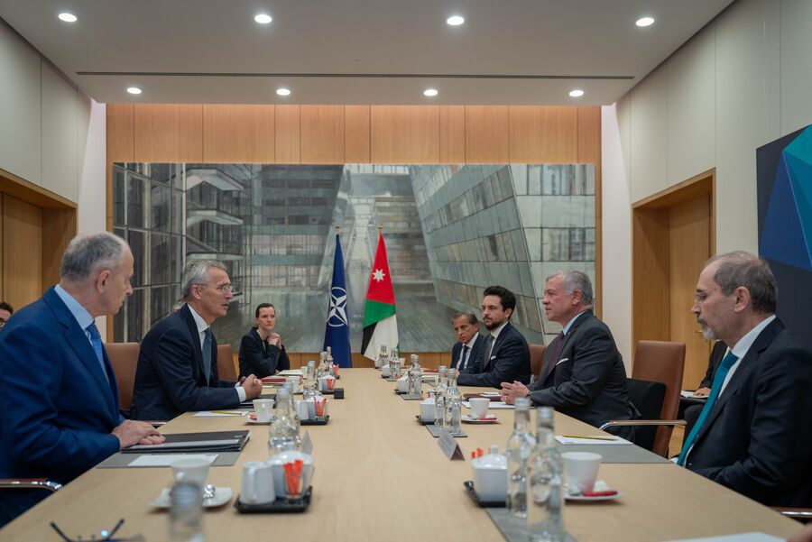 الملك لحلف الناتو: ندفع اليوم ثمن