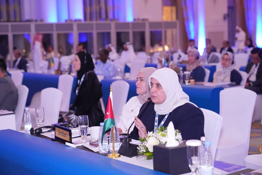 المواصفات تشارك في الاجتماع السادس والعشرين