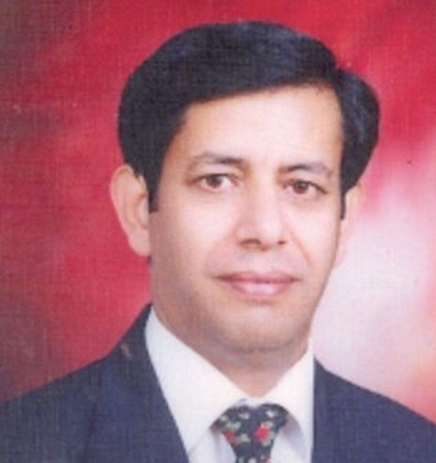 الدكتور فايز القيسي يحصل على دعم