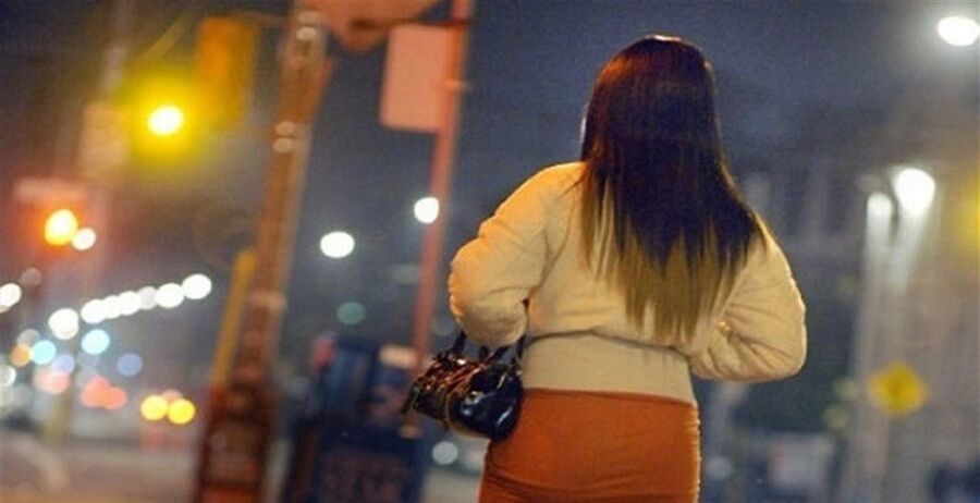 الحبس لثلاث فتيات.. ارتكبن هذا الفعل