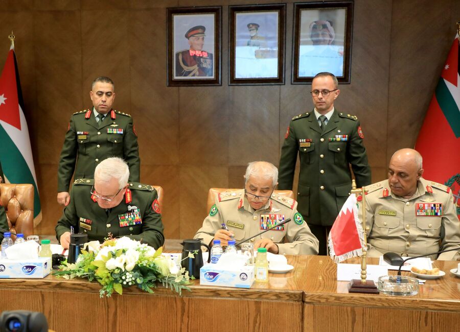 توقيع محضر تعاون مشترك بين القوات