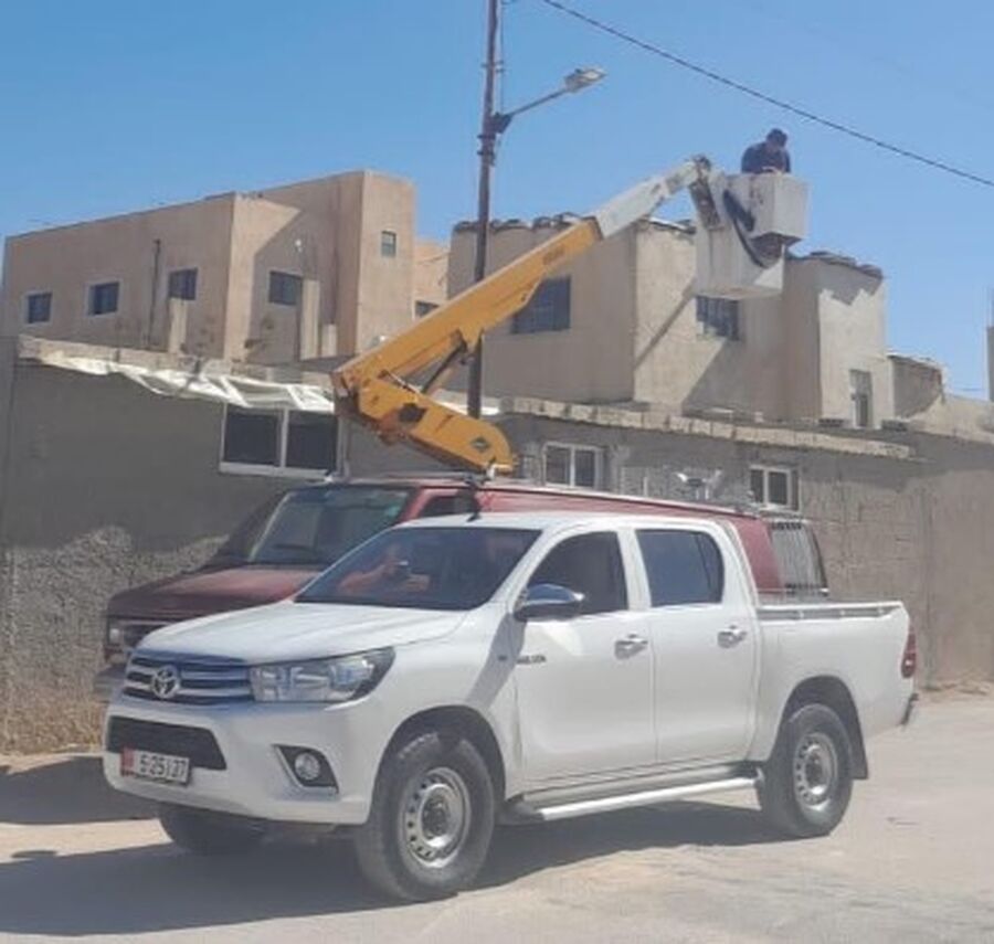 بلدية الجيزة تبدأ بتحويل الإنارة القديمة