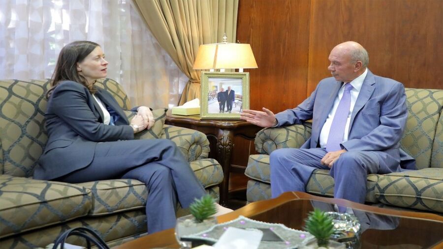 الفايز يلتقي بريدجيت بريند (تفاصيل)