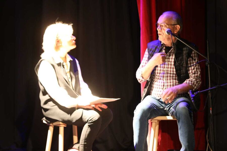 زهراب يستحضر ذكرياته الفوتوغرافية في معرض