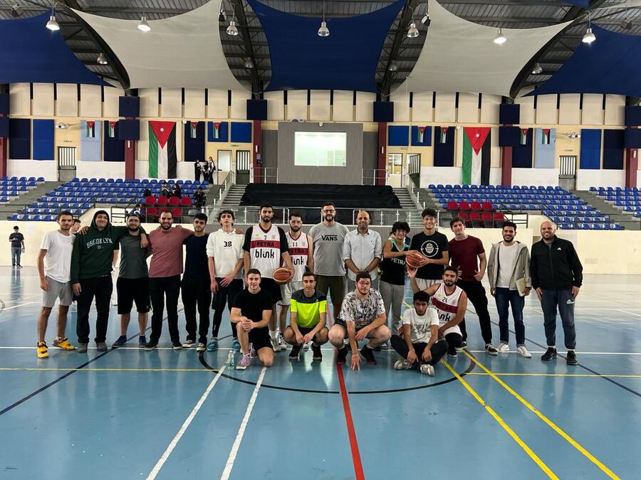 عدد من نجوم الرياضة الأردنية يشاركون