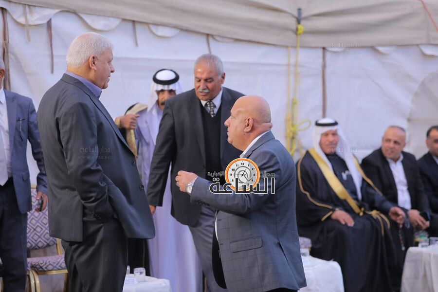 من منزل الغويري.. يجددون الولاء والبيعة