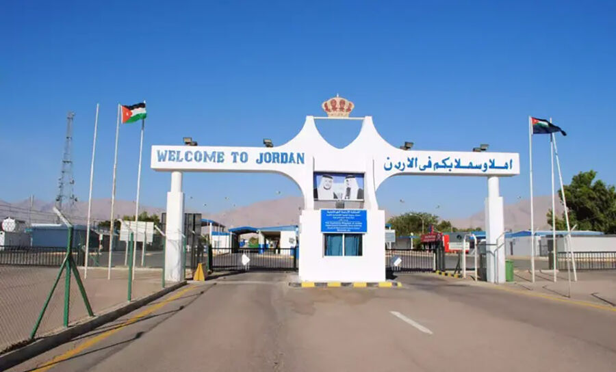 انخفاض عدد المسافرين عبر جسر الملك