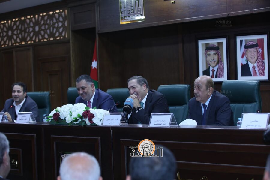 إشهار كتاب الأحزاب السياسية، أطروحات نظرية