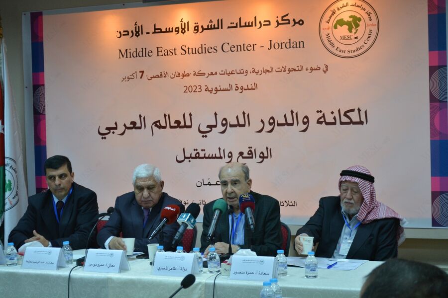 منتدون أردنيون وعرب يؤكدون ضرورة البناء