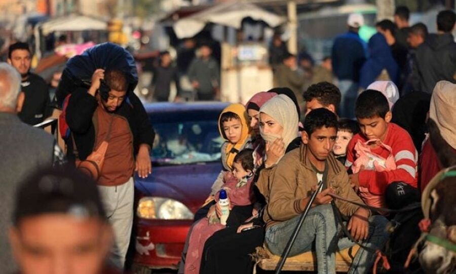 مئات آلاف النازحين يتوجهون لتفقد منازلهم