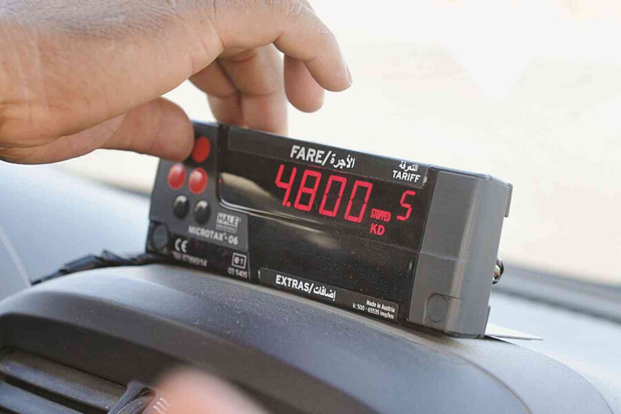 التاكسي الأصفر في عمّان يبدأ اليوم