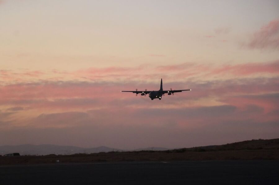 القوات المسلحة الاردنية تنفذ عملية إنزال