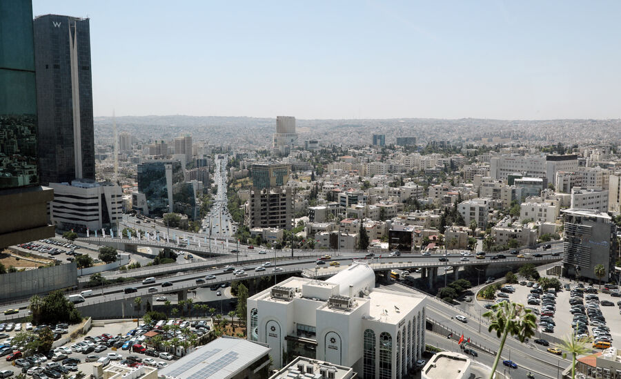 الأردن ينعم بأجواء لطيفة حتى الاثنين