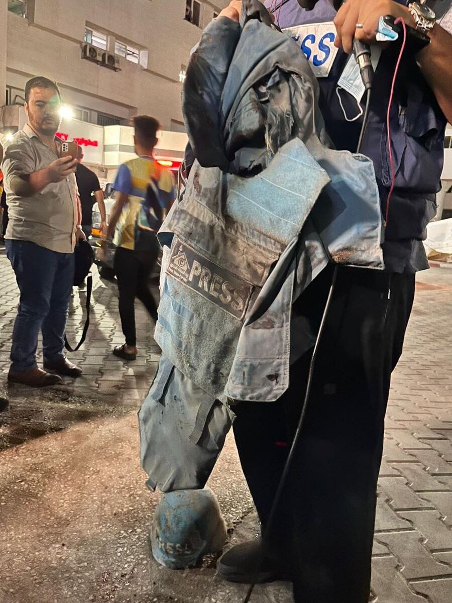 استشهاد مصور صحفي وسط قطاع غزة