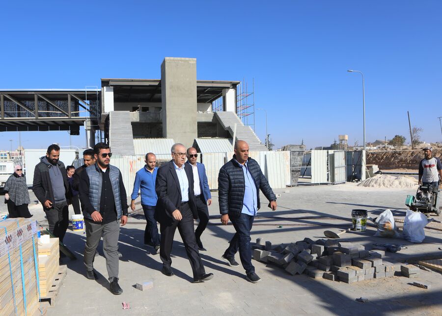 تشغيل الباص السريع بين عمان والزرقاء