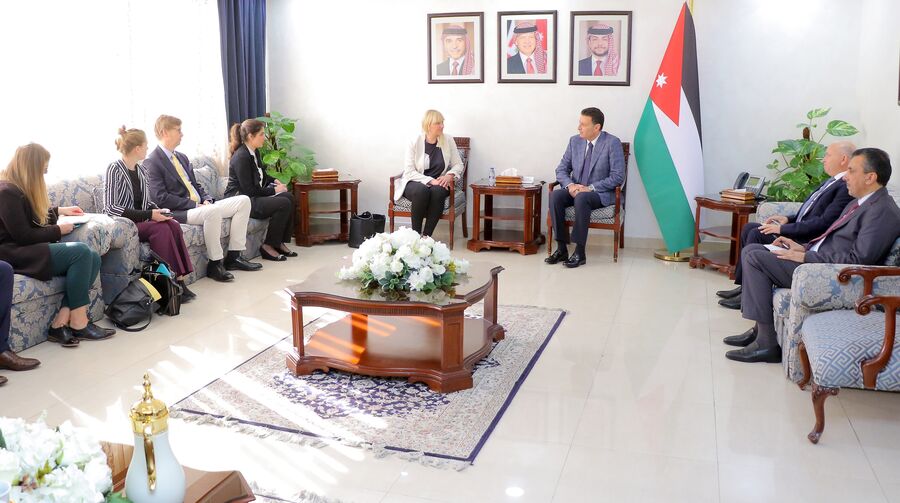 الصفدي يلتقي مفوضة حقوق الإنسان الألمانية