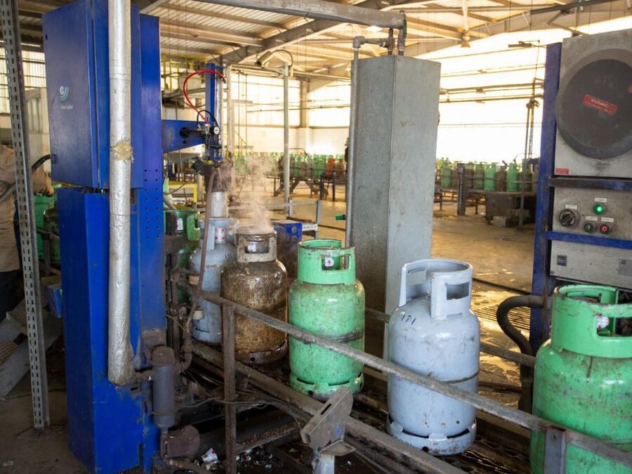 عطاء حكومي لإنشاء تطبيق لشراء أسطوانات