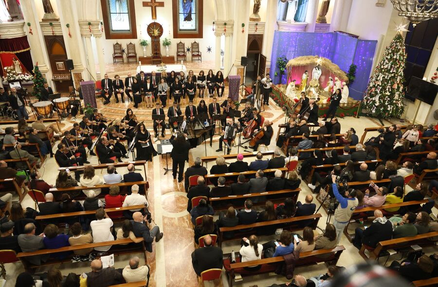 امسية موسيقى من اجل الامل في