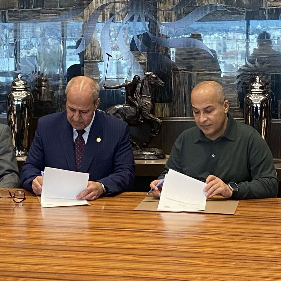 تقنية الطفيلة توقع إتفاقية تعاون أكاديمي