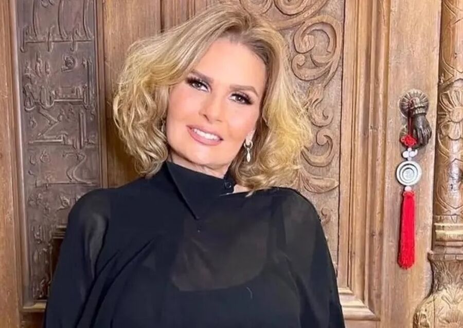 قصة مليون دولار رفضته يسرا.. وسر