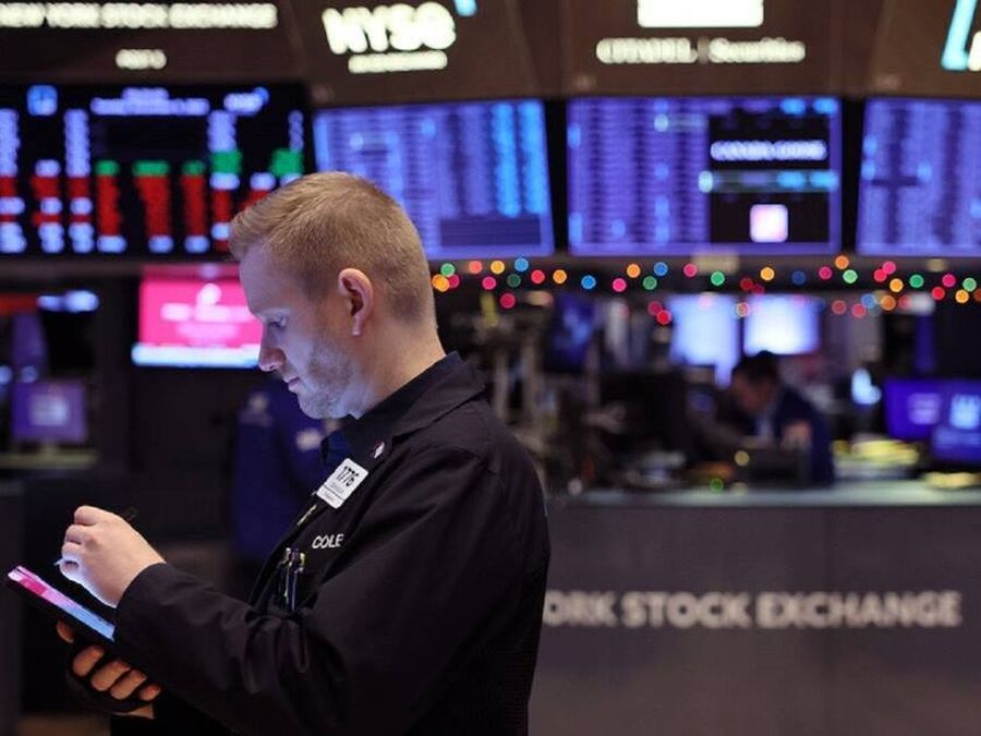 خسارة مؤشرات الأسهم الأميركية 800 نقطة