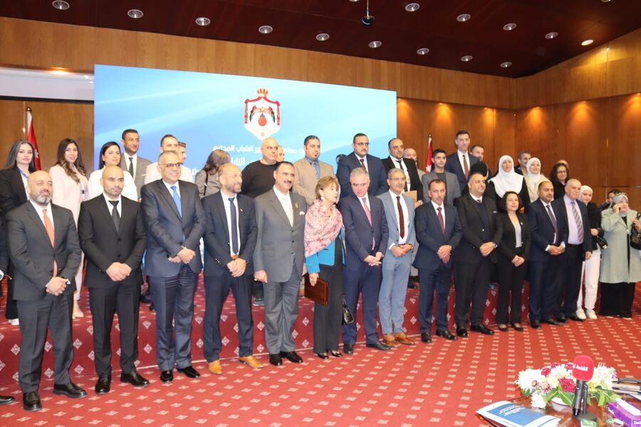 النابلسي يرعى تكريم الرواد والمستشفيات المتميزه