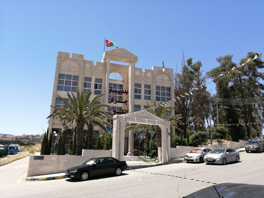 بدء الفحص التجريبي للخدمات الإلكترونية في