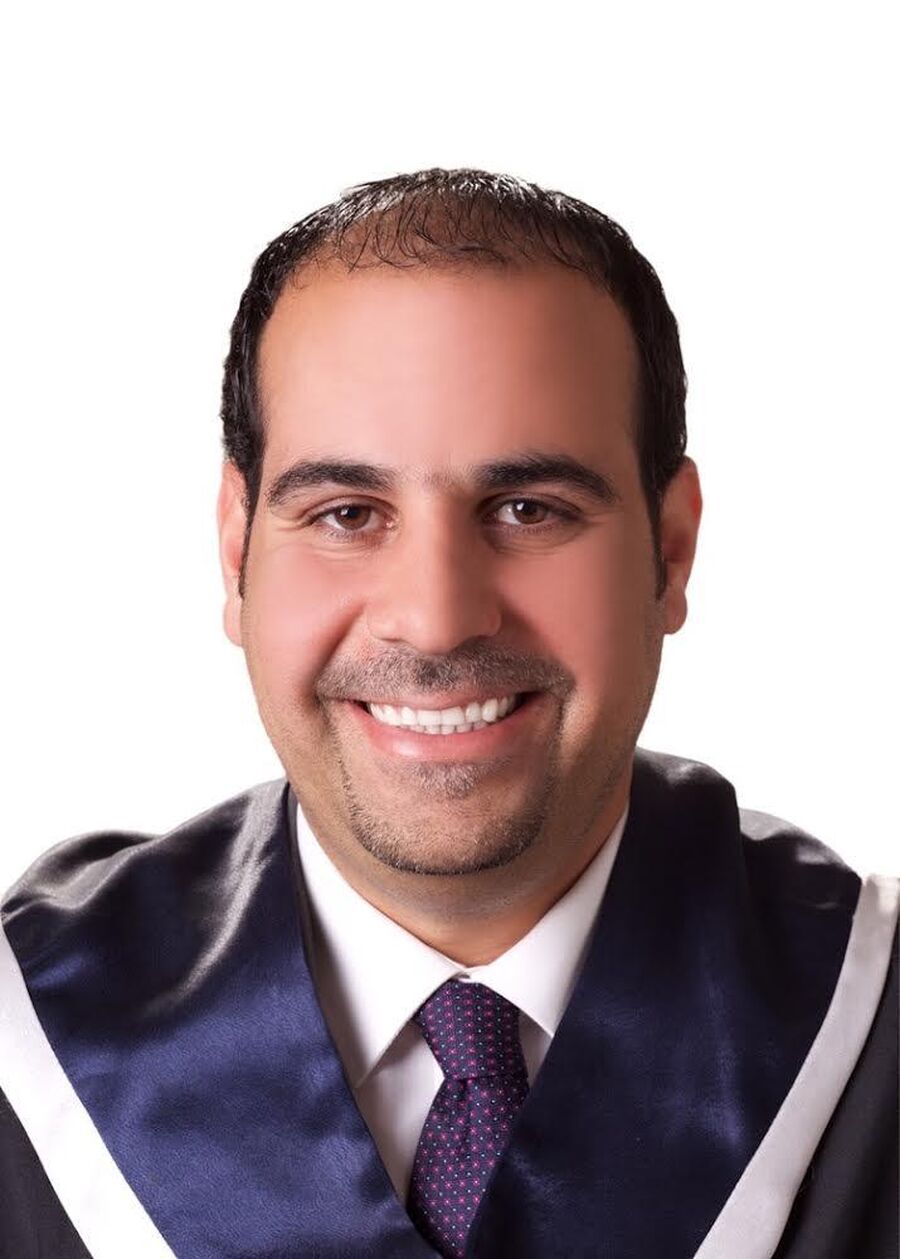 ترقية الدكتور الخصاونة إلى رتبة استاذ