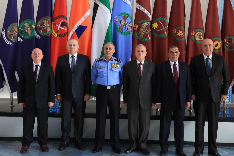 (الأمن العام ومكافحة الفساد) تعززان التعاون