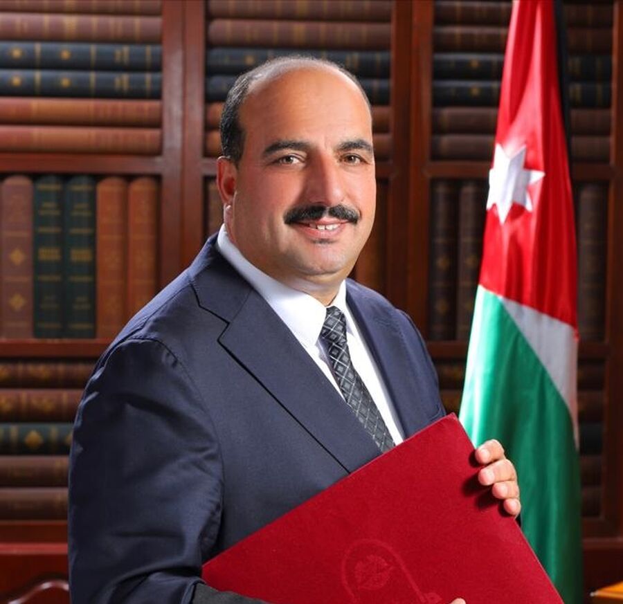 العبادي يهنئ عشيرة الوخيان