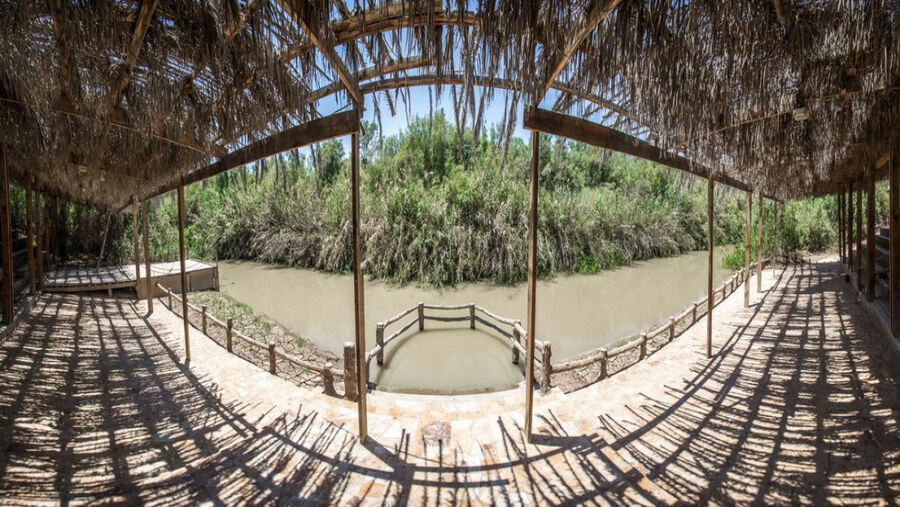 213 ألف زائر لموقع المغطس العام