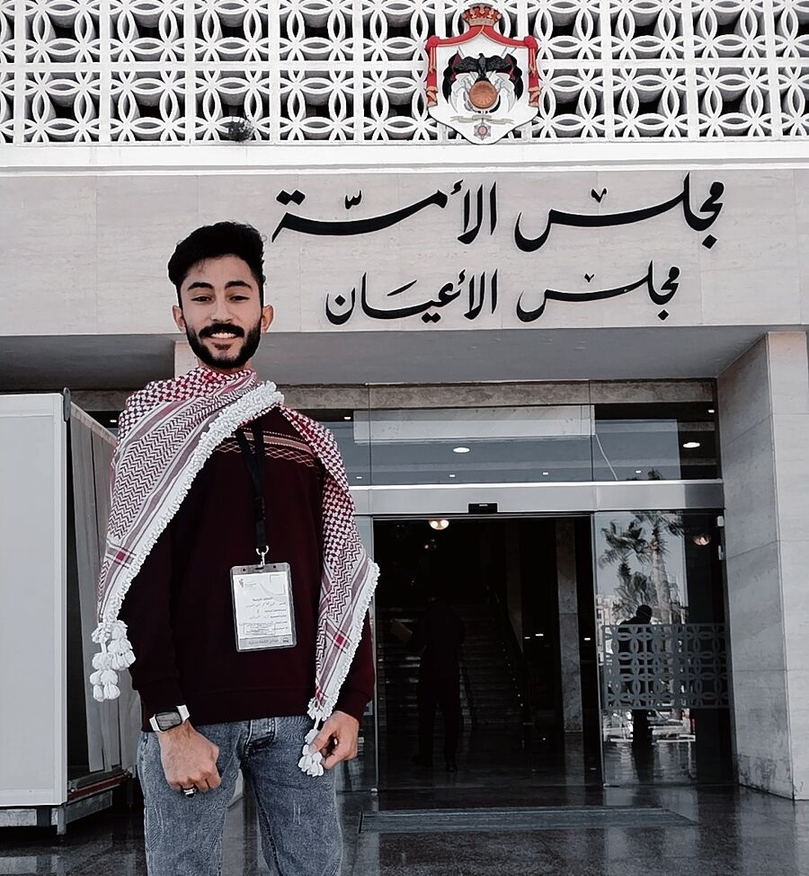 ابو عنقور: مواقف الملك تجاه ما