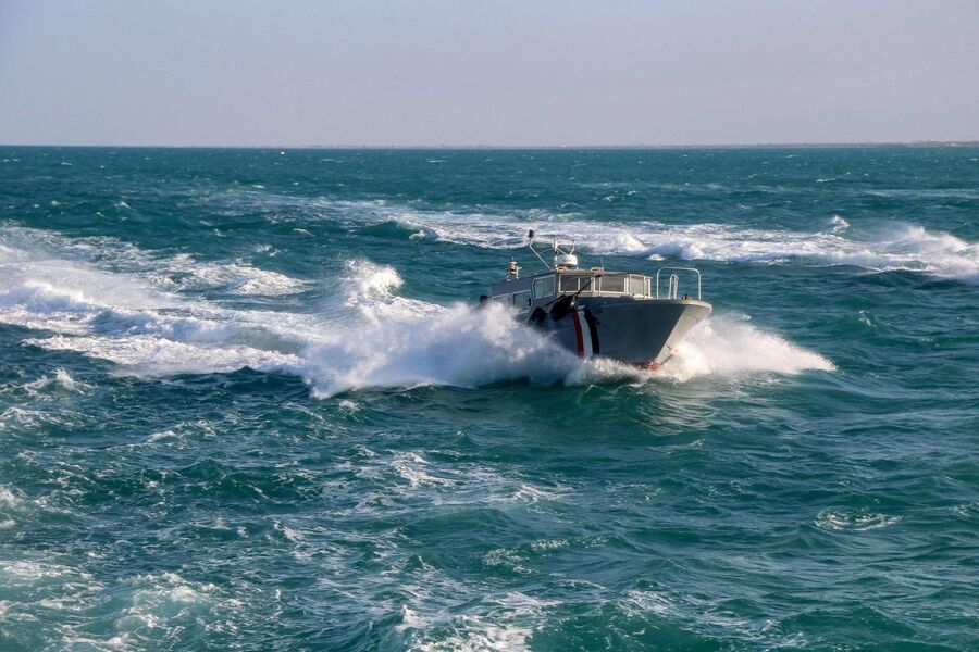 هيئة ملاحة بريطانية: أنباء عن حادث