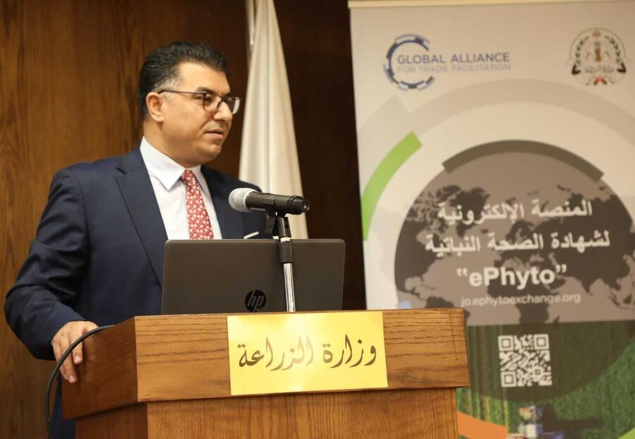 الحنيفات يدعو للاستفادة من خبرات المختصين