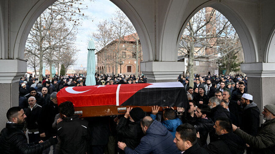 تشييع شهيدتين فلسطينيتين توفيتا بمستشفى تركي