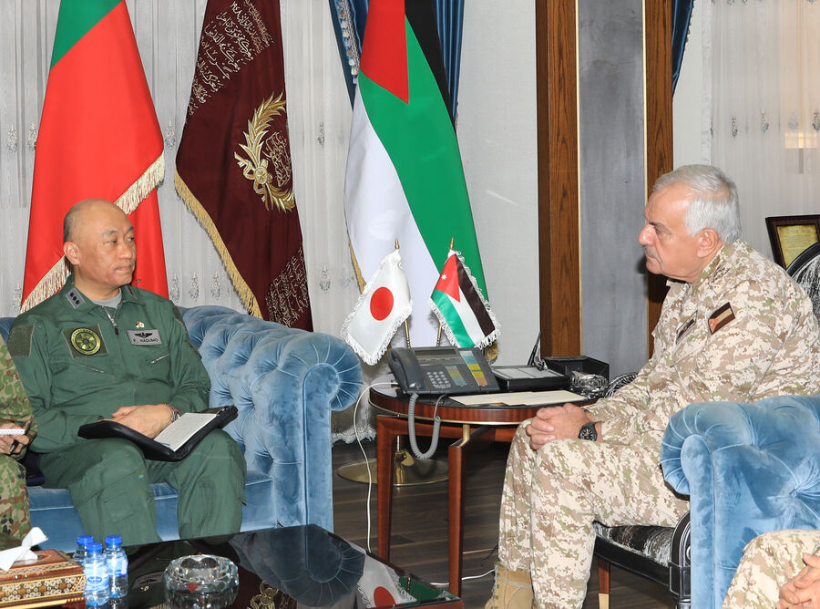 الحنيطي يستقبل مساعد رئيس هيئة الأركان