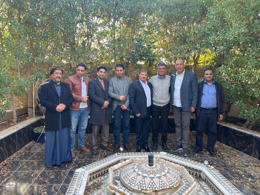 العون والزبون والشرعة أعضاء في مجلس